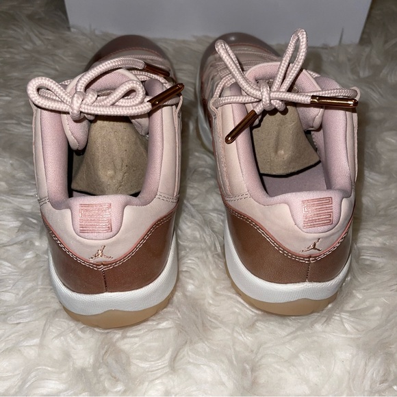 💖 8 Women’s Jordan Retro 11 Low Sail/Metallic Bronze “Rose Gold” - Picture 6 of 8
